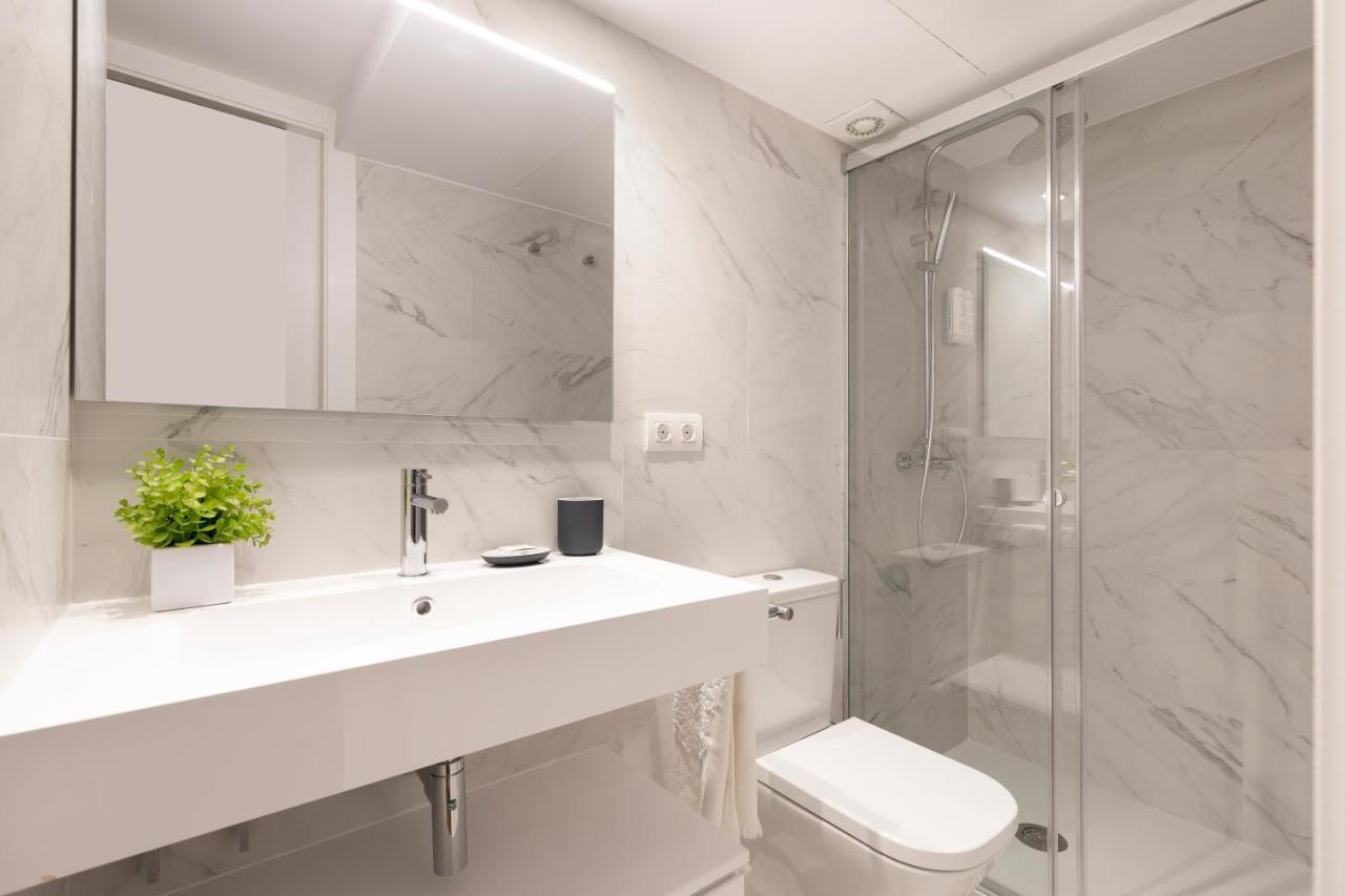 Aspasios Las Ramblas Apartments Barselona Dış mekan fotoğraf