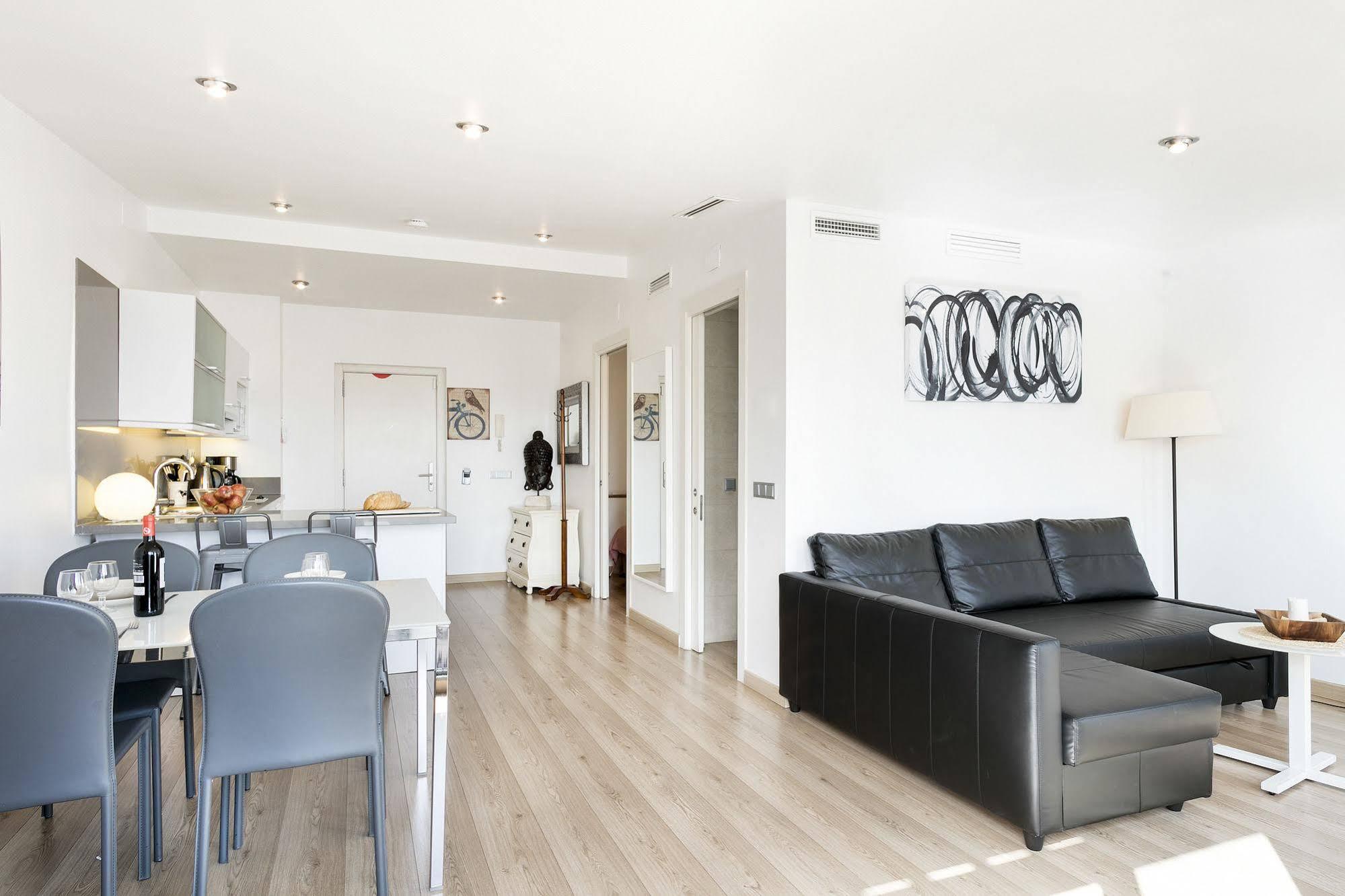 Aspasios Las Ramblas Apartments Barselona Dış mekan fotoğraf