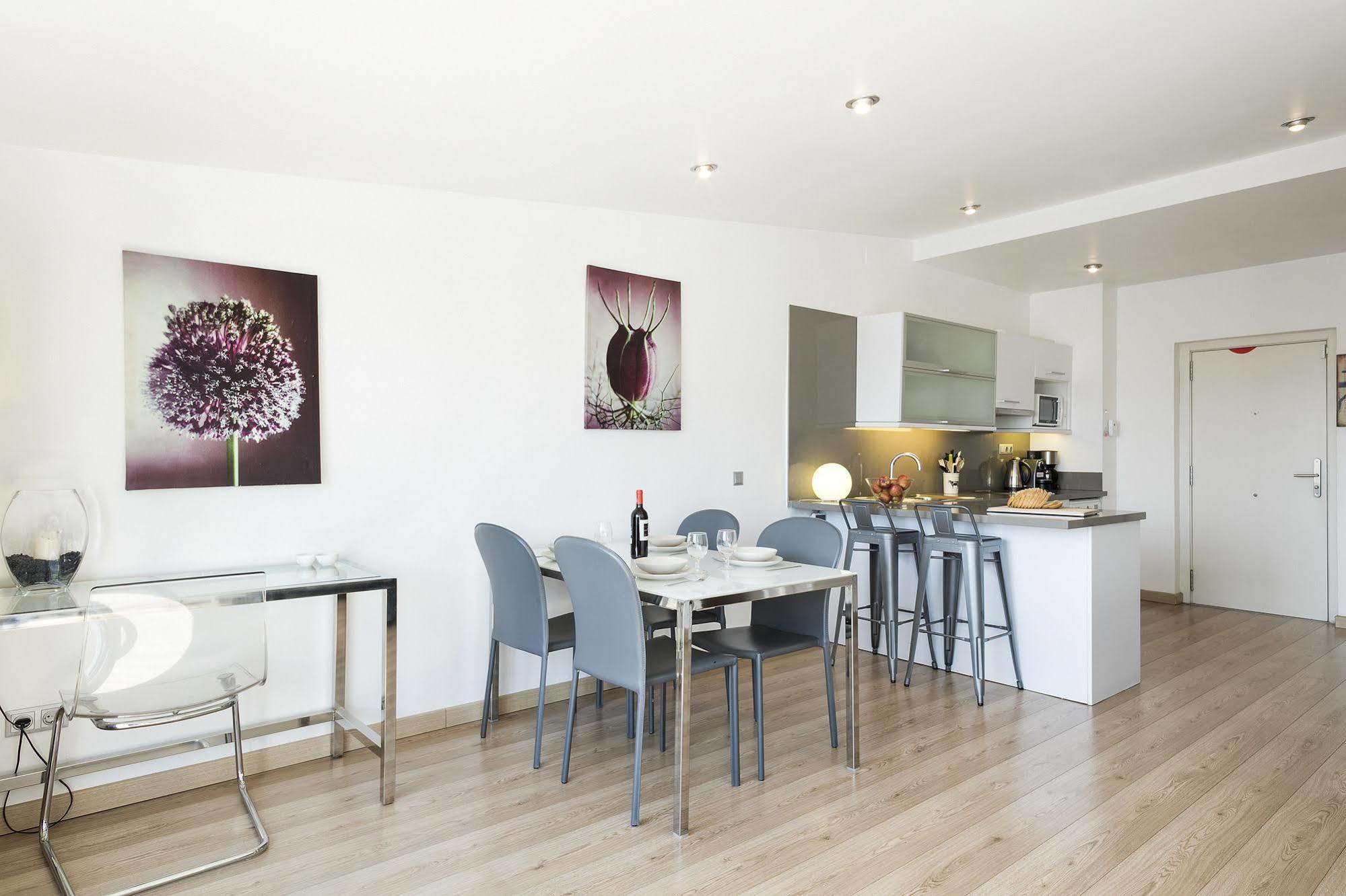 Aspasios Las Ramblas Apartments Barselona Dış mekan fotoğraf