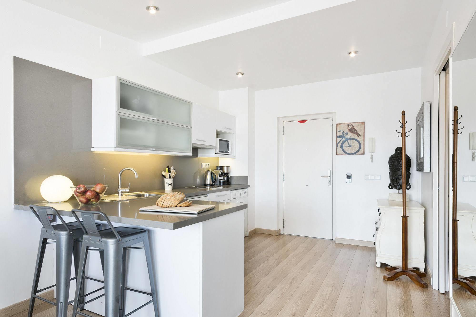 Aspasios Las Ramblas Apartments Barselona Dış mekan fotoğraf